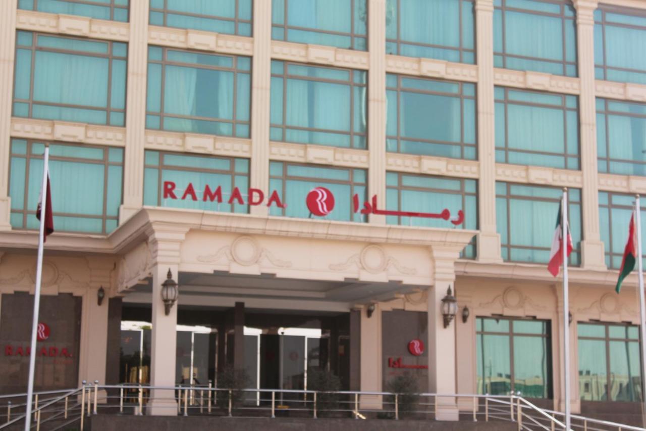 Ramada Riyadh Hotel ภายนอก รูปภาพ