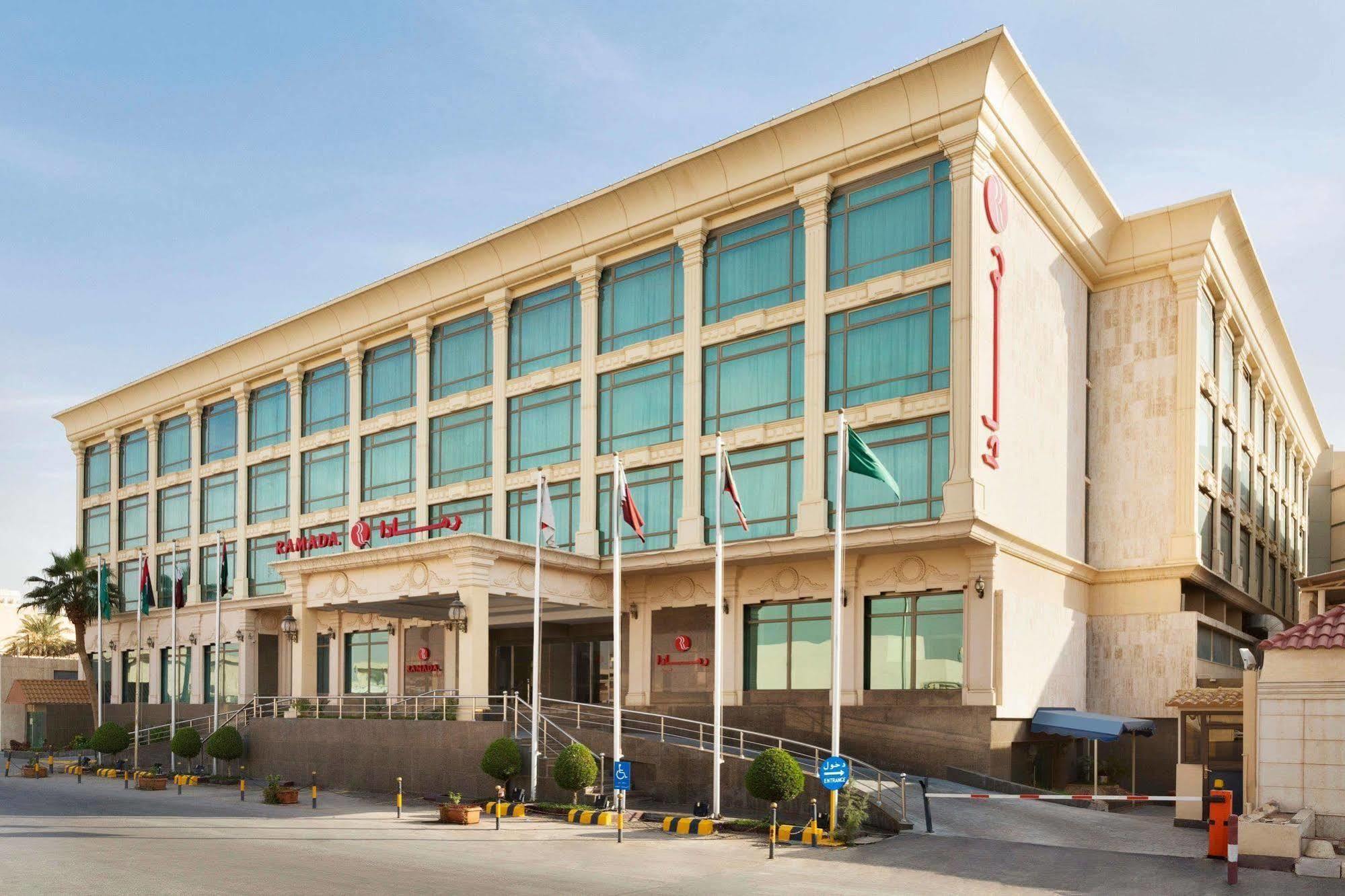 Ramada Riyadh Hotel ภายนอก รูปภาพ