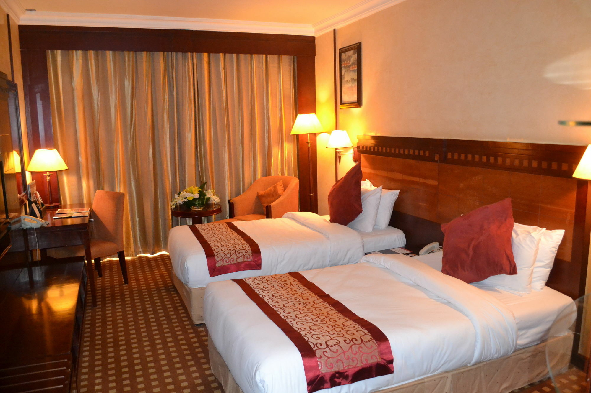 Ramada Riyadh Hotel ภายนอก รูปภาพ