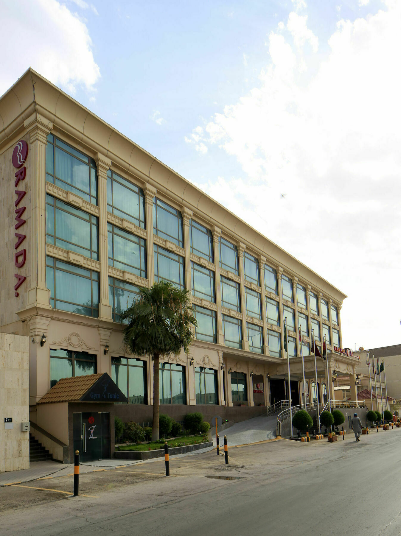 Ramada Riyadh Hotel ภายนอก รูปภาพ